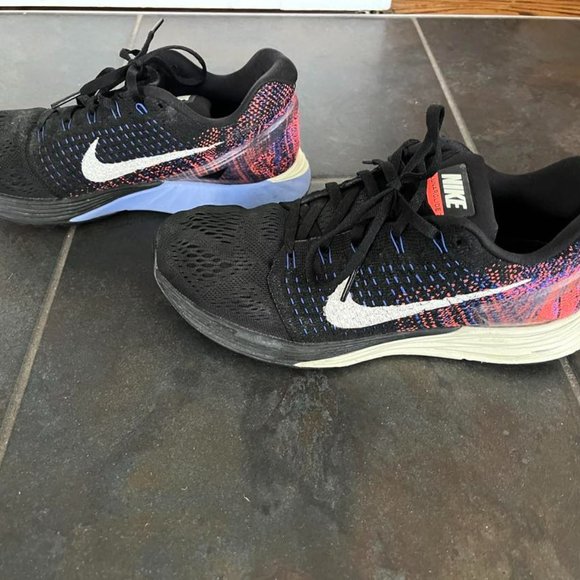 Nike Lunarglide 7 Flyknit Black Purple - Picture 2 of 4